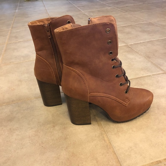 Brown high heel ankle boots - Picture 8 of 8